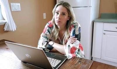 Мама и ее партнер решили заняться съемкой частного видео.